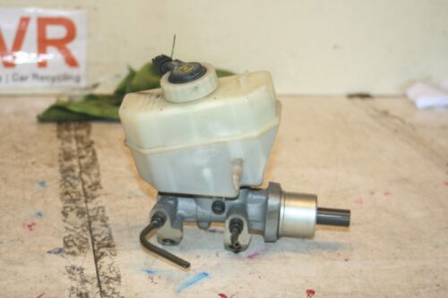 2004 BMW 318CI CONVERTIBLE. BRAKE MASTER CYLINDER