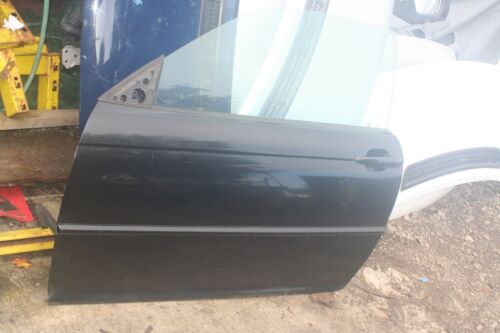 2004 BMW 318CI E46 CONVERTIBLE. NEAR SIDE COMPLETE DOOR WITH WING MIRROR BLACK