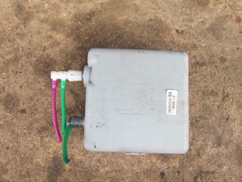 1998 MERCEDES BENZ SLK CONVERTIBLE. 1708050019 VACUUM PUMP CONTROL LOCKING BOX