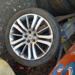 RANGE ROVER LAND ROVER  ALLOY WHEEL WITH TYRE 275 40 20 INCH 20"