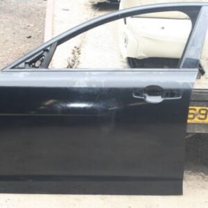 2018 JAGUAR XF SALOON. PASSENGER SIDE FRONT DOOR BARE SHELL BLACK GOOD CONDITION