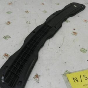 2002 MERCEDES BENZ E CLASS W210. BONNET GRILL VENT WASHER JETS