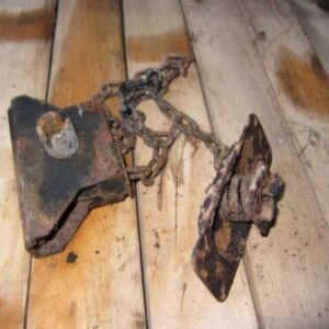 2002 FORD RANGER MK1 2.5 DIESEL MANUAL. SPARE WHEEL HOLDER CHAIN