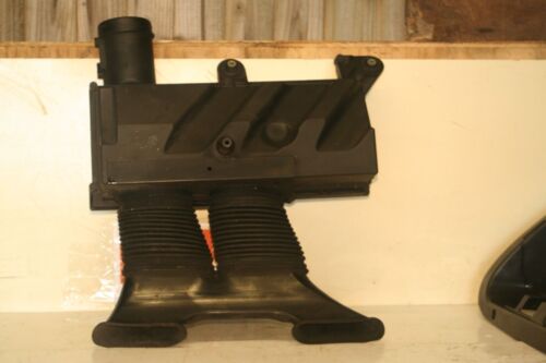 2002 JAGUAR X TYPE 2.5 PETROL V6. AIRBOX - Image 2