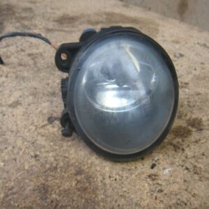 2006 BMW X5 E53. FRONT FOG LIGHT