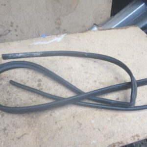 2006 BMW X5 E53. BONNET ENGINE BAY RUBBER