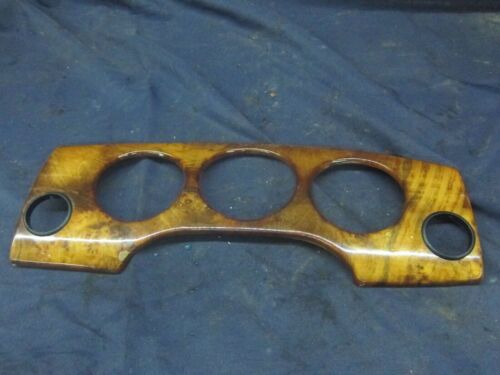 JAGUAR XJ8 3.2 V8 PETROL AUTOMATIC. INSTRUMENT CLUSTER SURROUND WOOD EFFECT