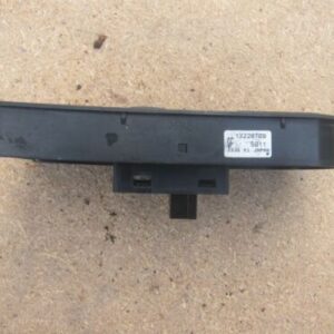 2007 VAXHALL ZAFIRA MK2 1.9 DIESEL. WINDOW SWITCH