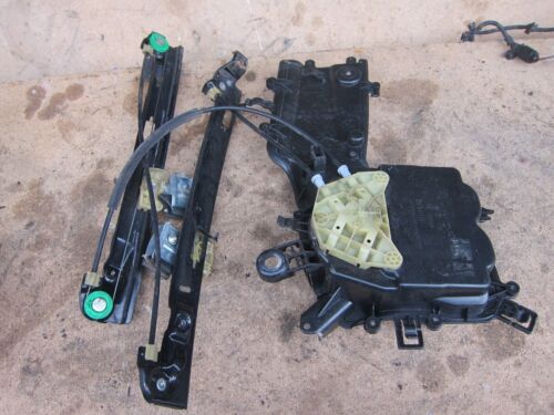 2006 SEAT LEON MK2 1.6 PETROL. DRIVER SIDE WINDOW REGULATOR OFF SIDE FRONT