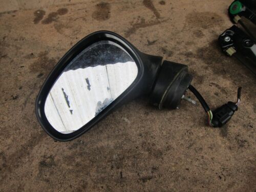 2006 SEAT LEON MK2 1.6 PETROL. PASSENGER SIDE WING MIRROR RED