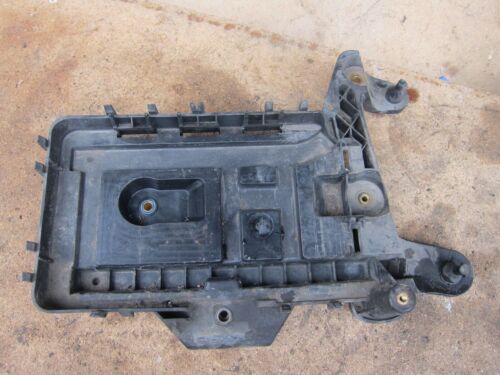 2006 SEAT LEON MK2 1.6 PETROL. BATTERY TRAY