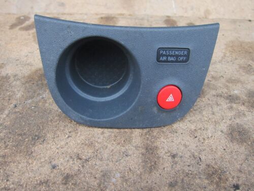 2006 SEAT LEON MK2 1.6 PETROL. HAZARD SWITCH CUP HOLDER