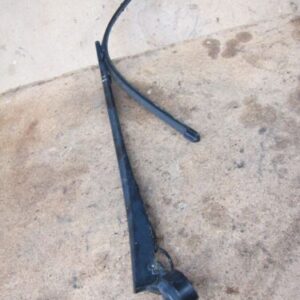 2006 SEAT LEON MK2 1.6 PETROL. WIPER ARM