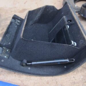 1998 MERCEDES BENZ SLK CONVERTIBLE. FUEL CAP