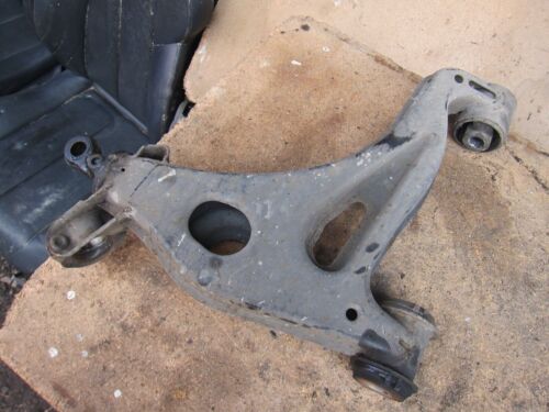 1998 MERCEDES BENZ SLK CONVERTIBLE. PASSENGER SIDE FRONT NEAR SIDE LOWER ARM