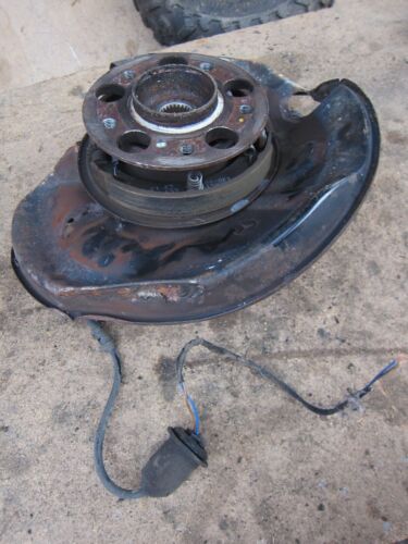1998 MERCEDES BENZ SLK CONVERTIBLE. PASSENGER SIDE REAR WHEEL HUB NEAR SIDE REAR - Image 3