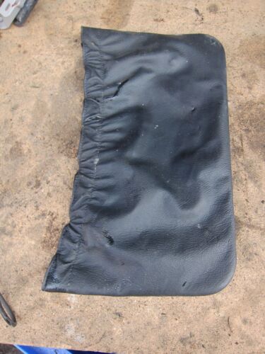 1998 MERCEDES BENZ SLK CONVERTIBLE. POCKET LUGGAGE NET STORAGE COMPARTMENT TRAY