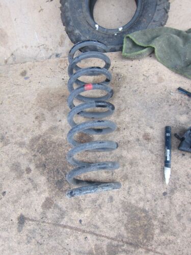 1998 MERCEDES BENZ SLK CONVERTIBLE. RIGHT SUSPENSION SPRING