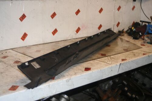 2016 RANGE ROVER SPORT L494. PASSENGER SIDE SKIRT - Image 2