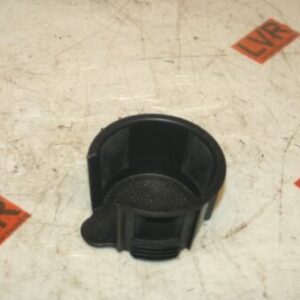 2016 RANGE ROVER SPORT L494. CUP HOLDER