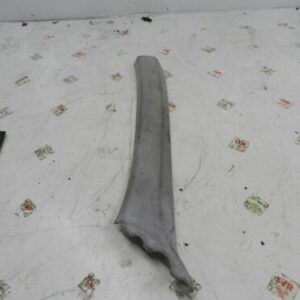 2002 MERCEDES BENZ E CLASS W210. PASSENGER SIDE A PILLAR TRIM