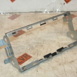 2016 RANGE ROVER SPORT L494. RADIO SURROUND FRAME