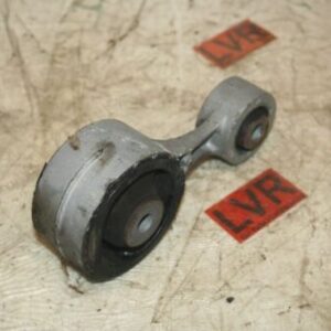 2008 HONDA CIVIC MK8. 2.2 DIESEL. LOWER ENGINE MOUNT DOGBONE