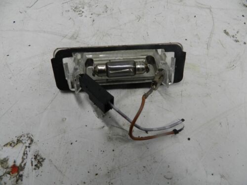 2002 MERCEDES BENZ E CLASS W210. REAR NUMBER PLATE LIGHT - Image 2