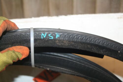 2018 JAGUAR XF SALOON. PASSENGER SIDE FRONT RUBBER SEAL WEATHER TRIM - Image 2