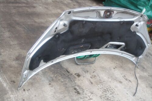 FORD TRANSIT MK7. WHITE BONNET SCRATCHED/STORAGE MARKS - Image 3