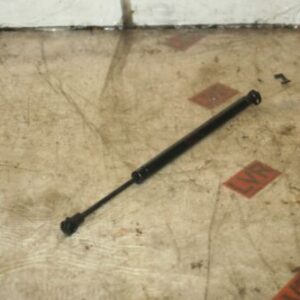 2018 JAGUAR XF SALOON. BOOT LID TAILGATE GAS STRUT