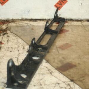 2015 RANGE ROVER SPORT L494. UNDER WING PIPE MOUNT CPLA-16151-AB