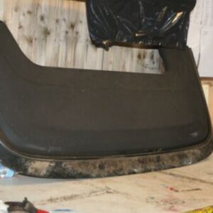 2004 BMW 318CI E46 CONVERTIBLE. ROOF LID COVER