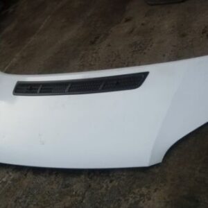 FORD TRANSIT MK7. WHITE BONNET SCRATCHED/STORAGE MARKS