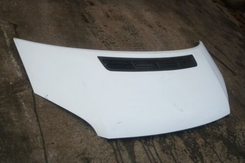 FORD TRANSIT MK7. WHITE BONNET SCRATCHED/STORAGE MARKS - Image 2