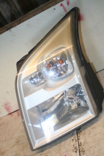 FORD TRANSIT MK7. HEADLIGHT PASSENGER SIDE NS NEAR