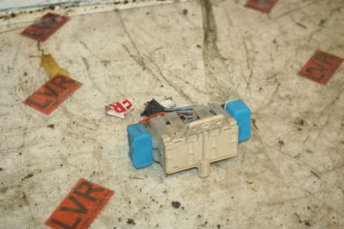 TOYOTA CELICA GEN6 ST202 2.0 PETROL. SMALL FUSE BOX HOUSING