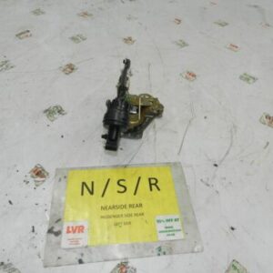 2002 MERCEDES BENZ E CLASS W210. PASSENGER SIDE REAR DOOR LOCK MOTOR