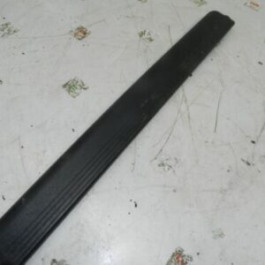 2002 MERCEDES BENZ E CLASS W210. DOOR SILL TRIM 2106802235