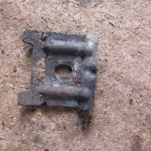 2006 SEAT LEON MK2 1.6 PETROL. BATTERY CLAMP
