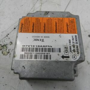 2002 MERCEDES BENZ E CLASS W210. AIRBAG ECU SENSOR 0028203226