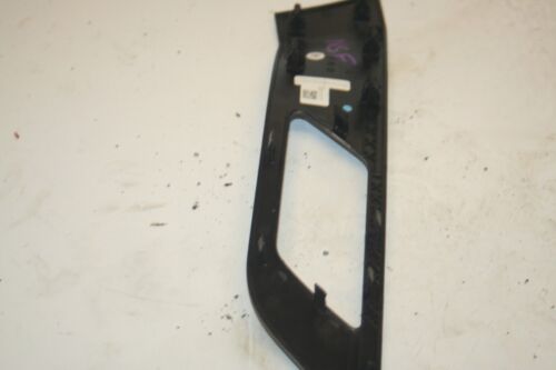 2018 JAGUAR XF SALOON. PASSENGER SIDE FRONT DOOR HANDLE SURROUND
