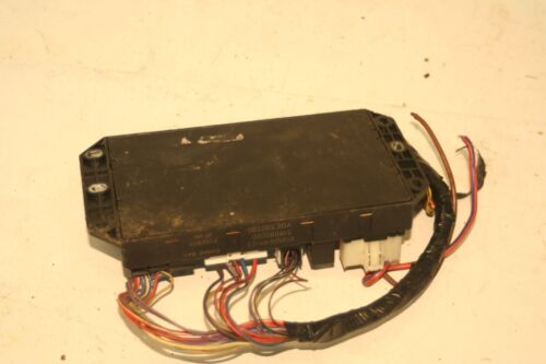 FUSE BOX YQE500390 L322 ENGINE RANGE ROVER - Image 2