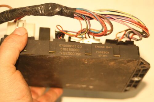 FUSE BOX YQE500390 L322 ENGINE RANGE ROVER - Image 3