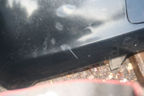 2006 TOYOTA YARIS 1.0. FRONT BUMPER IN BLACK - Image 5