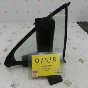 2002 MERCEDES BENZ E CLASS W210. DRIVER SIDE REAR WINDOW GLASS QUARTER