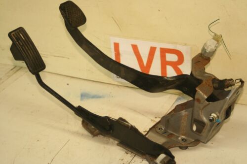 1998 HONDA CRV MK1 2.0 PETROL. BRAKE AND ACCELERATOR PEDALS