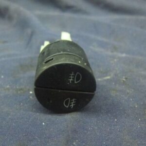 JAGUAR XJ8 3.2 V8 PETROL AUTOMATIC. FOG LIGHT SWITCHES