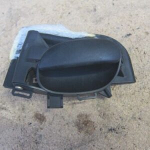 2002 PEUGEOT 206 2.0 HDI DIESEL MANUAL. DOOR INTERNAL HANDLE