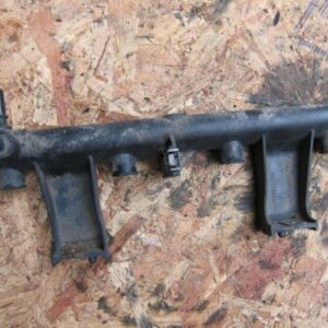 2001 PEUGEOT 206 1.6 PETROL MANUAL. FUEL INJECTOR RAIL